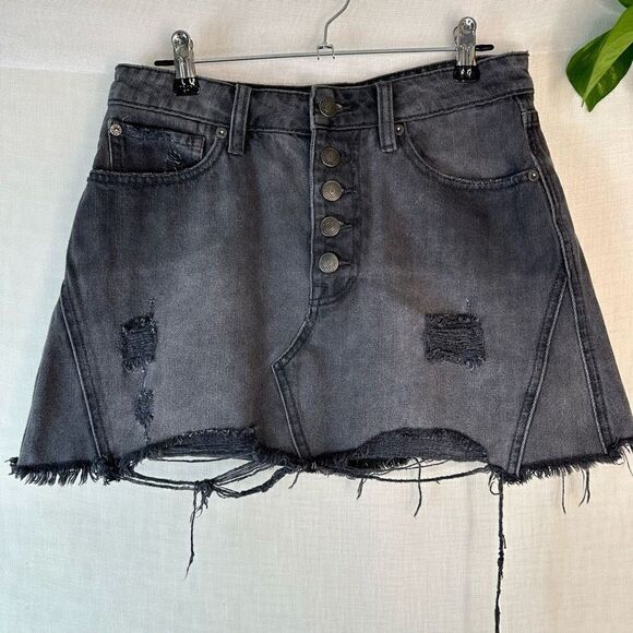 We The Free Black Washed Denim Mini Skirt Womens 28” Button Fly Raw Hemline - Picture 1 of 6